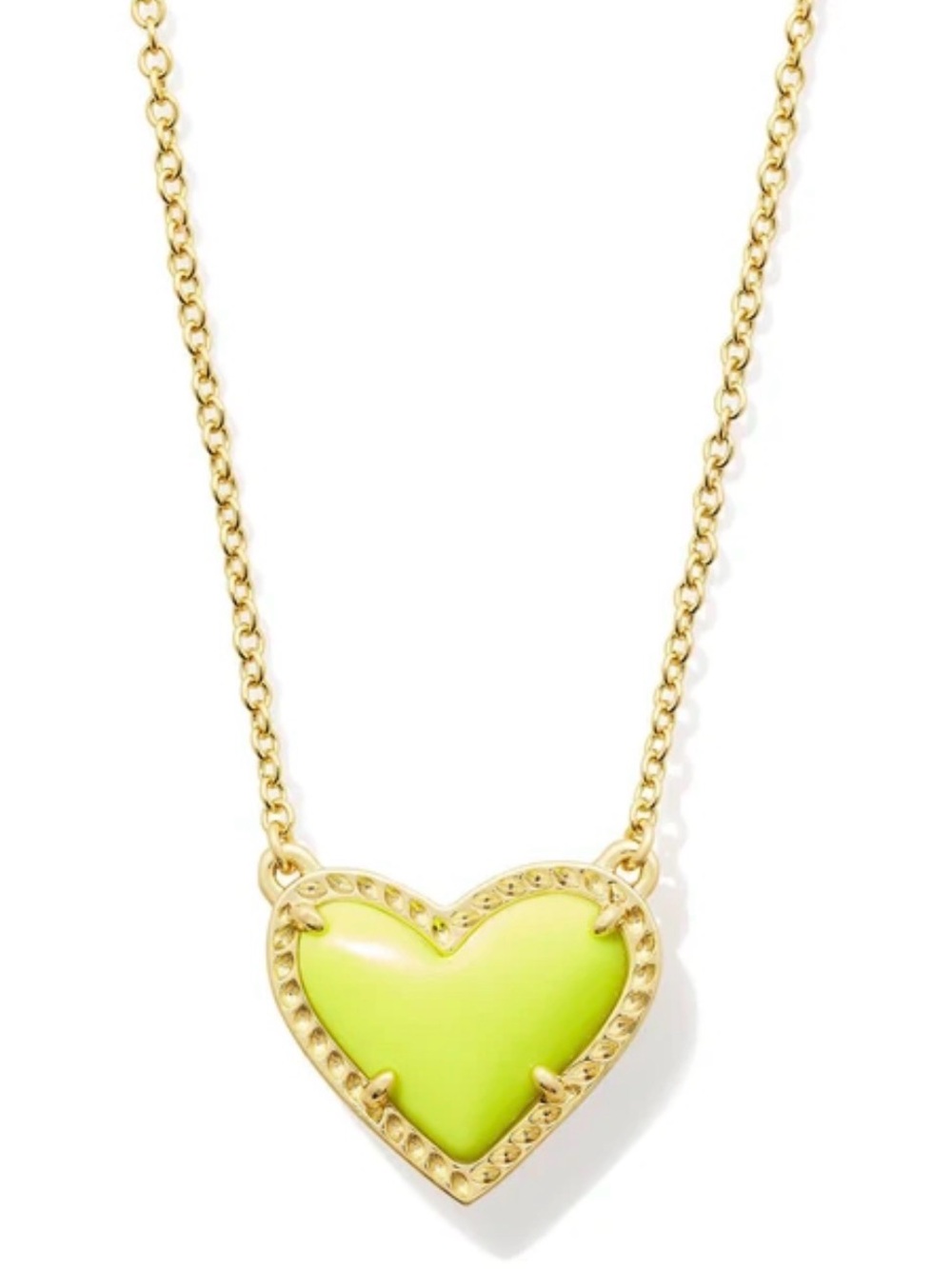 Kendra Scott Ari Heart Gold Short Pendant Necklace in Chartreuse